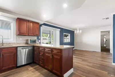 393 Circulo La Cruz, Rohnert Park, CA 94928 - Photo 3