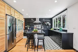 1081 Las Amigas Rd, Napa, CA 94559 - Photo 11