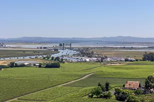 1081 Las Amigas Rd, Napa, CA 94559 - Photo 49