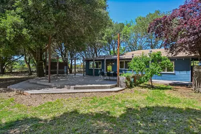 1081 Las Amigas Road, Napa, CA 94559 - Photo 33