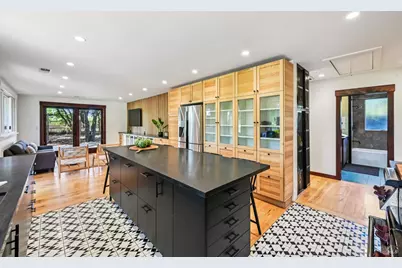 1081 Las Amigas Road, Napa, CA 94559 - Photo 13