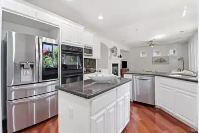 130 Chesapeake Lane, Novato, CA 94949 - Photo 15