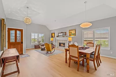 6287 Meadowbreeze Court, Santa Rosa, CA 95409 - Photo 9