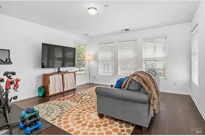 34 Woodbridge Way, Novato, CA 94949 - Photo 15