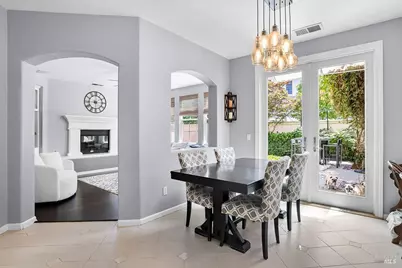 34 Woodbridge Way, Novato, CA 94949 - Photo 9