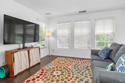 34 Woodbridge Way, Novato, CA 94949 - Photo 15