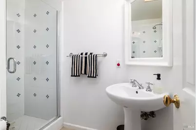 34 Woodbridge Way, Novato, CA 94949 - Photo 23