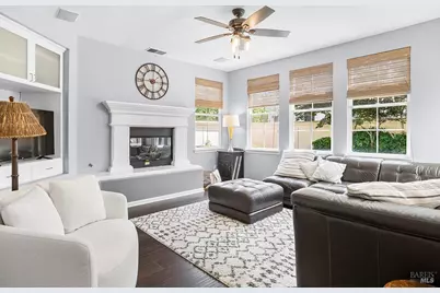 34 Woodbridge Way, Novato, CA 94949 - Photo 5
