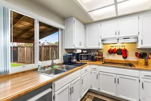 633 Hamilton Dr, Vacaville, CA 95687 - Photo 11