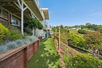 7 Francisco Vista Court, Tiburon, CA 94920 - Photo 59