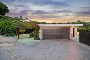7 Francisco Vista Ct, Tiburon, CA 94920 - Photo 39