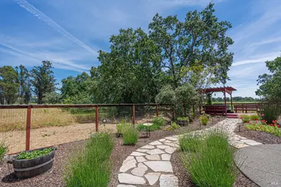 592 Peppertree Drive, Windsor, CA 95492 - Photo 43