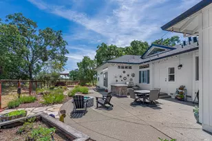 592 Peppertree Dr, Windsor, CA 95492 - Photo 37