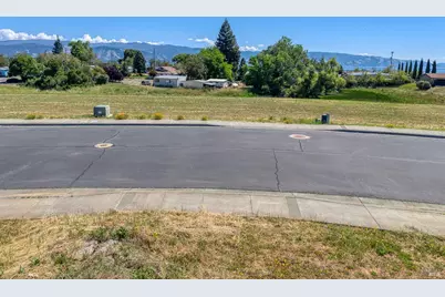 2770 Lizzy Lane, Lakeport, CA 95453 - Photo 11