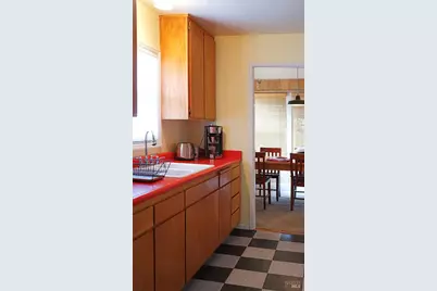 2167 Redwood Drive, Healdsburg, CA 95448 - Photo 7