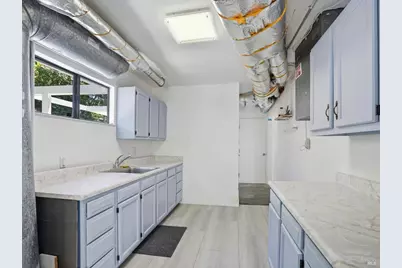821 Las Colindas Road, San Rafael, CA 94903 - Photo 13