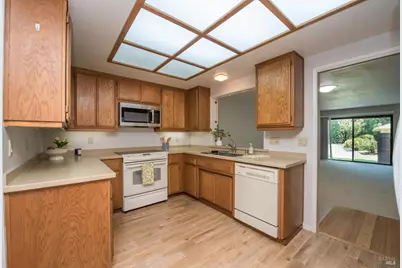 6320 Stone Bridge Road, Santa Rosa, CA 95409 - Photo 11