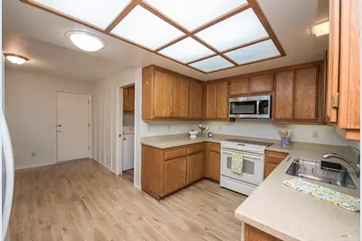 6320 Stone Bridge Road, Santa Rosa, CA 95409 - Photo 15
