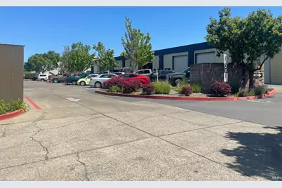 311 W 9th Street, Santa Rosa, CA 95401 - Photo 3