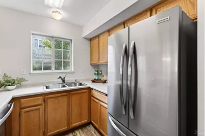 642 Laurel Grove Circle, Santa Rosa, CA 95407 - Photo 9