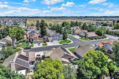 718 Fox Hollow Way, Vacaville, CA 95687 - Photo 43