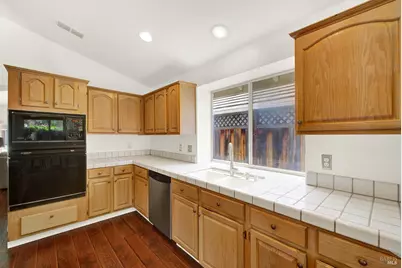718 Fox Hollow Way, Vacaville, CA 95687 - Photo 23