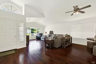 718 Fox Hollow Way, Vacaville, CA 95687 - Photo 13