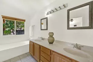 718 Fox Hollow Way, Vacaville, CA 95687 - Photo 37