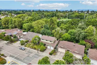 2227 Vallejo Street, Santa Rosa, CA 95404 - Photo 41