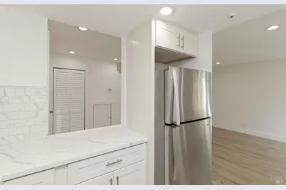 8690 Old Redwood Highway, Windsor, CA 95492 - Photo 9