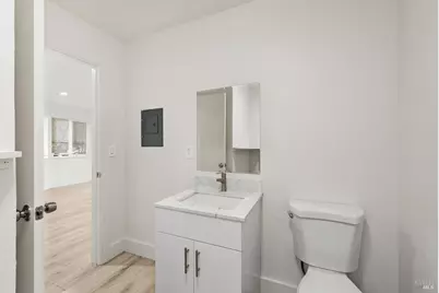 8690 Old Redwood Highway, Windsor, CA 95492 - Photo 17