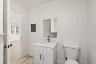 8690 Old Redwood Hwy, Windsor, CA 95492 - Photo 17