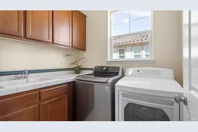 7111 Stonebrooke Drive, Vallejo, CA 94591 - Photo 31