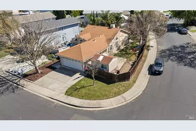 800 Charter Way, Vacaville, CA 95687 - Photo 7