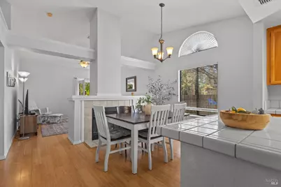 800 Charter Way, Vacaville, CA 95687 - Photo 13