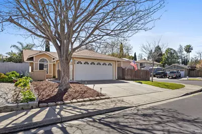 800 Charter Way, Vacaville, CA 95687 - Photo 5