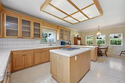 17860 Deer Hill Road, Hidden Valley Lake, CA 95467 - Photo 7