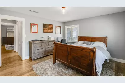 2129 Euclid Avenue, Napa, CA 94558 - Photo 33