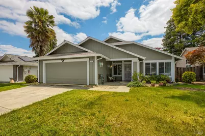 154 Hawk Court, Vacaville, CA 95687 - Photo 3