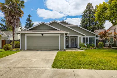 154 Hawk Court, Vacaville, CA 95687 - Photo 1