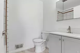 12 Lakeview Ct, Novato, CA 94947 - Photo 19
