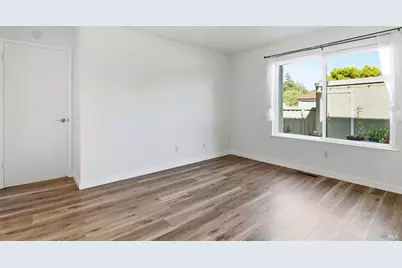 12 Lakeview Court, Novato, CA 94947 - Photo 17
