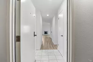 12 Lakeview Ct, Novato, CA 94947 - Photo 3