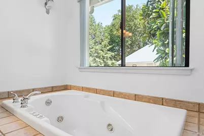 800 Riverside Drive, Ukiah, CA 95482 - Photo 23