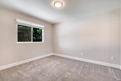 9663 Lakewood Drive, Windsor, CA 95492 - Photo 41