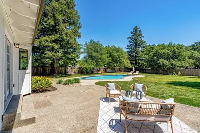 9663 Lakewood Drive, Windsor, CA 95492 - Photo 49