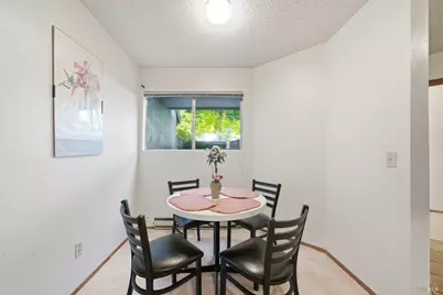 514 Racquet Club Circle, Rohnert Park, CA 94928 - Photo 13