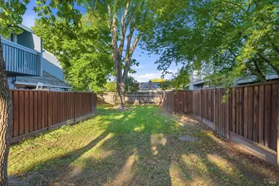 514 Racquet Club Circle, Rohnert Park, CA 94928 - Photo 35