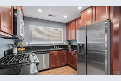 717 Capistrano Drive, Suisun City, CA 94585 - Photo 11