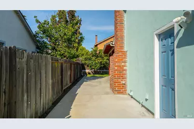 717 Capistrano Drive, Suisun City, CA 94585 - Photo 41